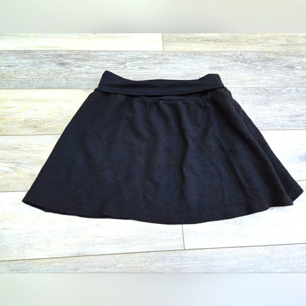 Lacoste Knit black skirt fold over waist size med (40)